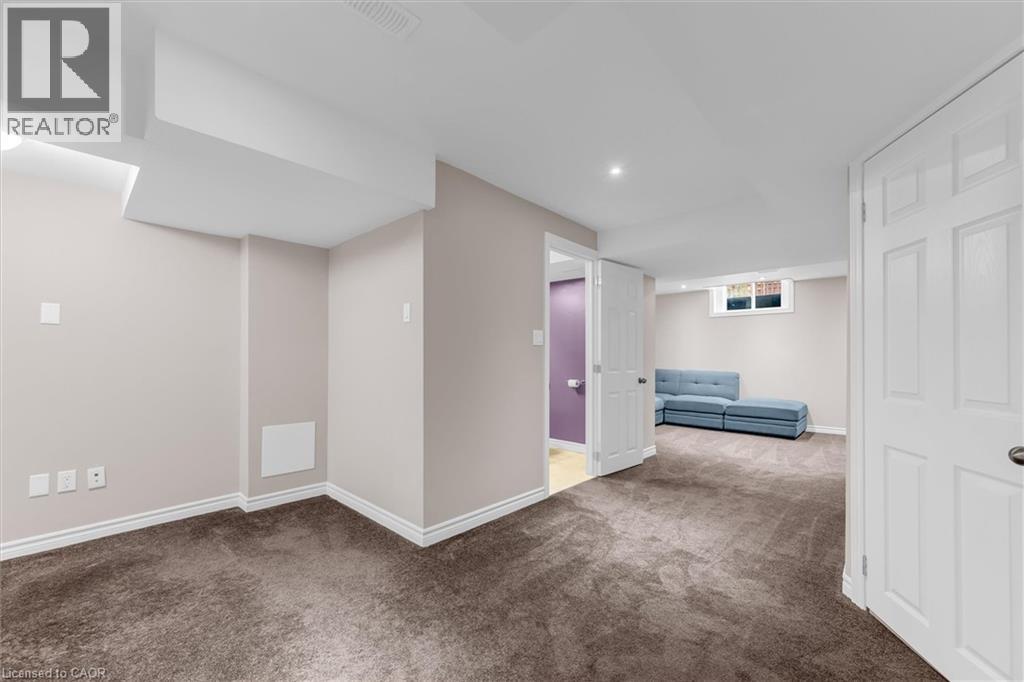33 BROWVIEW Drive - Image 18