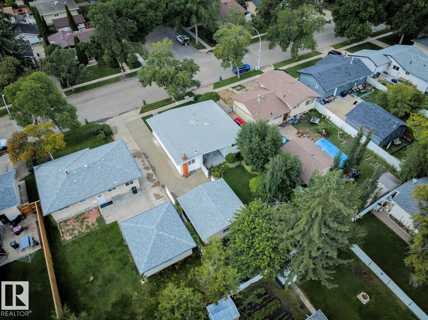 14719 62 ST NW - Image 35