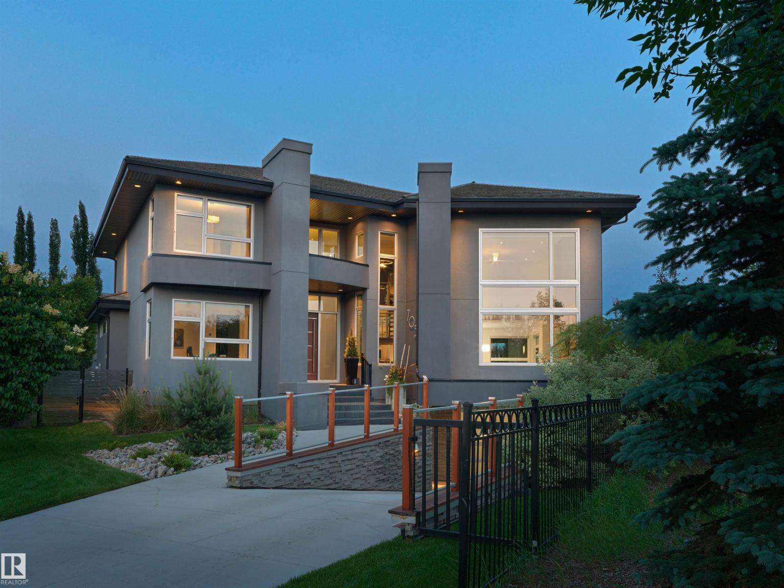 703 DALHOUSIE WY NW - 67
