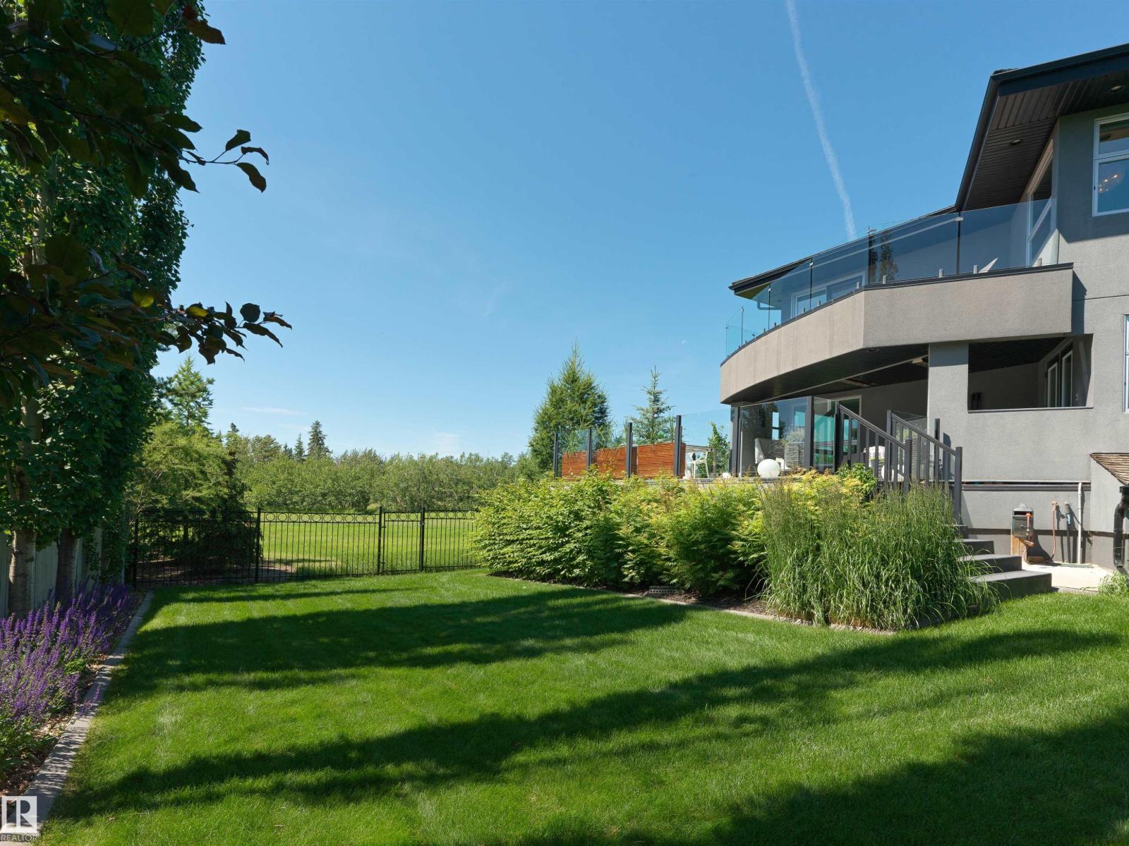 703 DALHOUSIE WY NW - 53