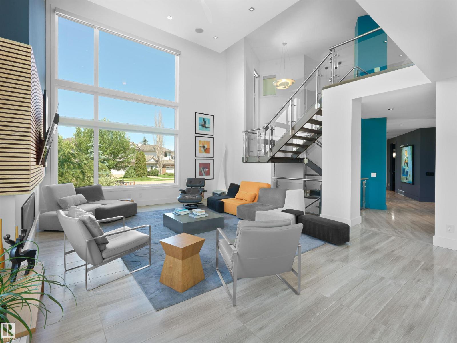 703 DALHOUSIE WY NW - Image 3