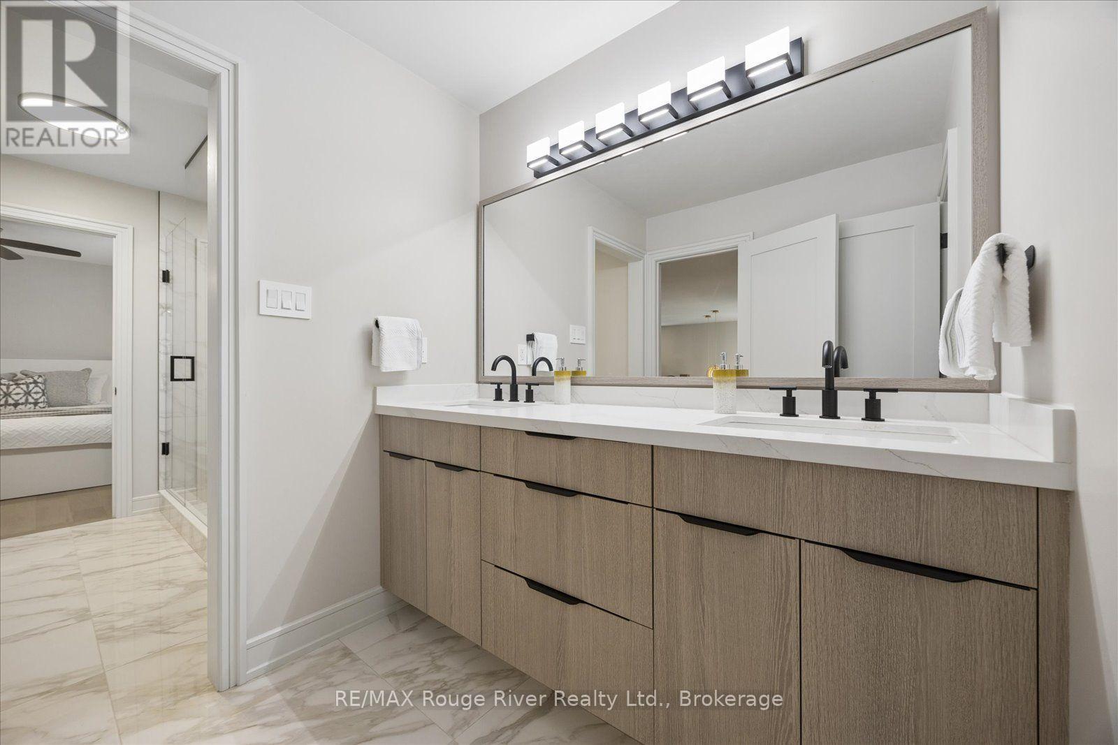 49 HANSON CRESCENT - Image 37