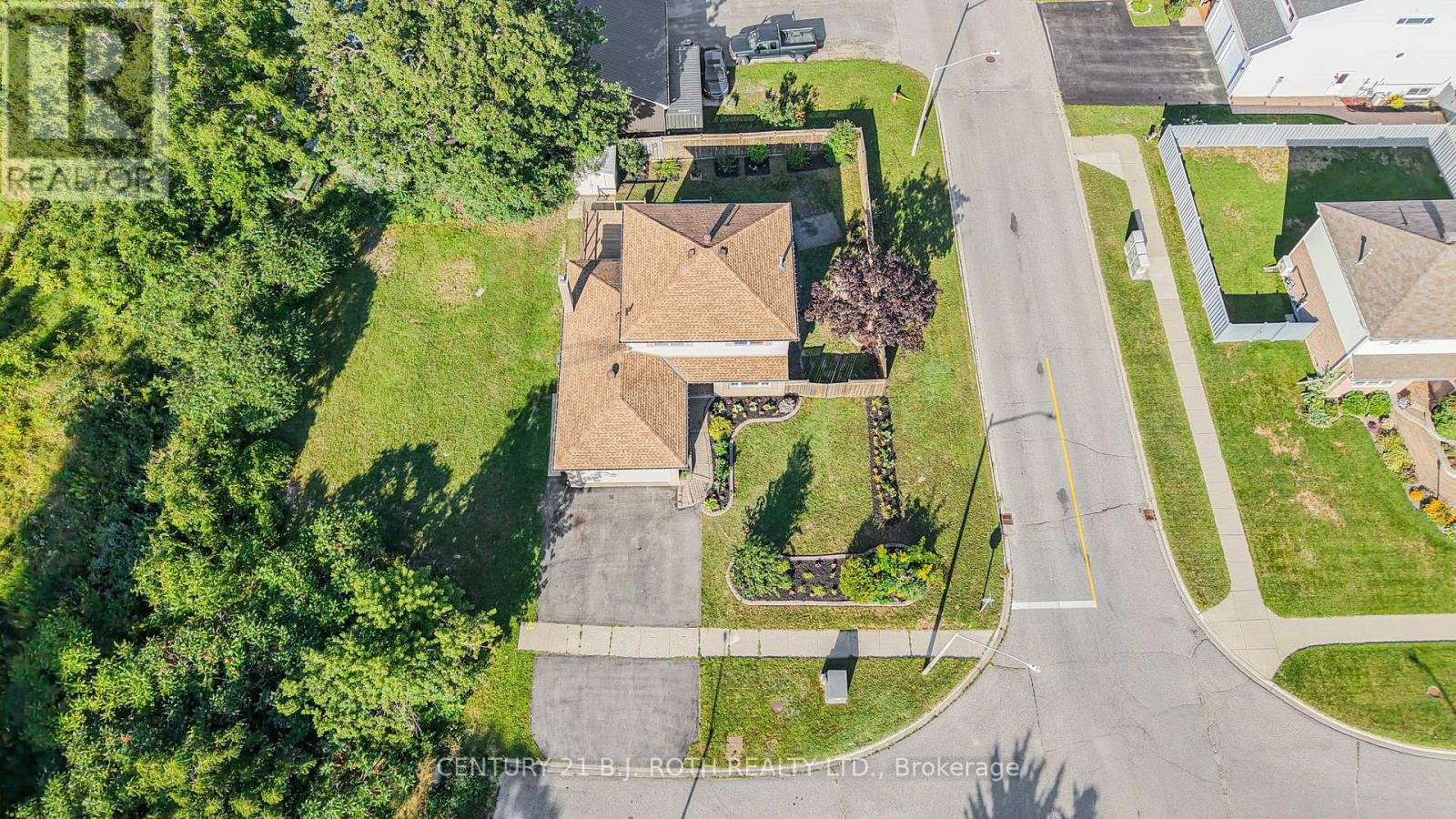 104 WOODSIDE DRIVE - Image 39