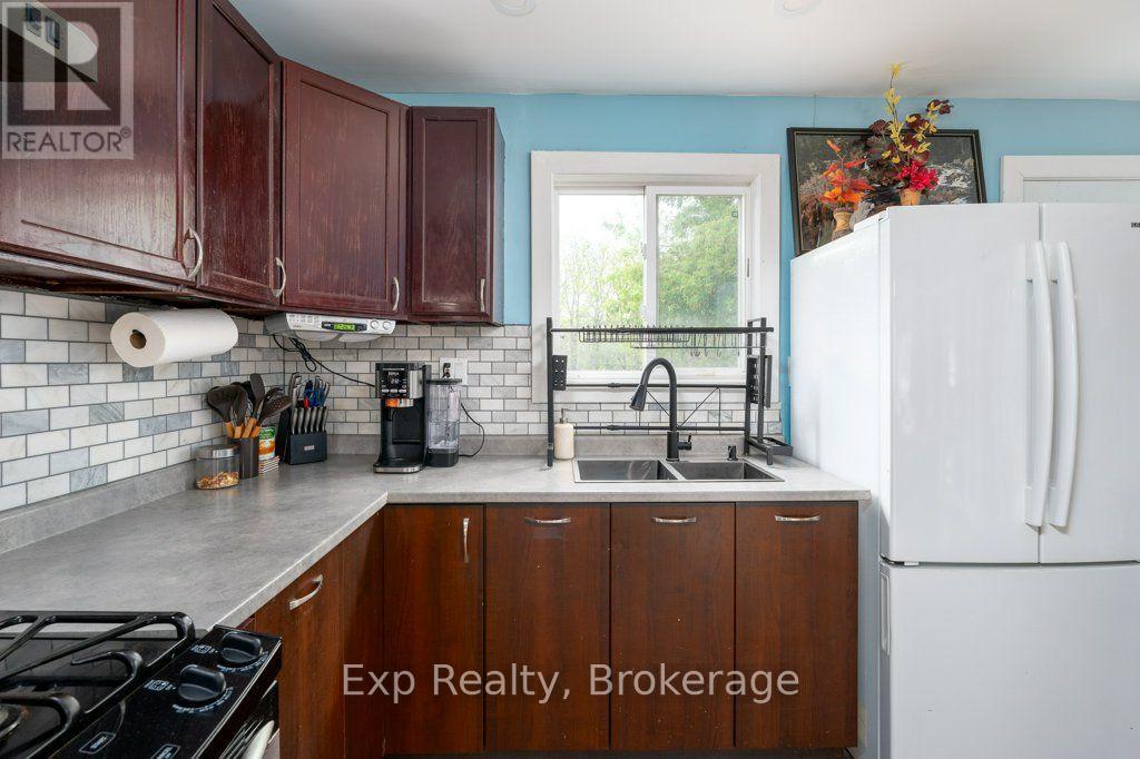 525 CANNIFTON ROAD N - Image 14