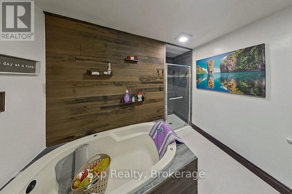 525 CANNIFTON ROAD N - Image 16