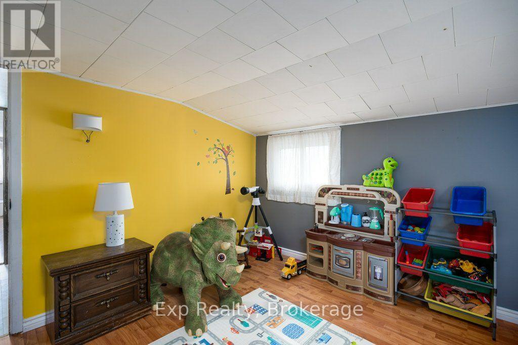 525 CANNIFTON ROAD N - Image 20