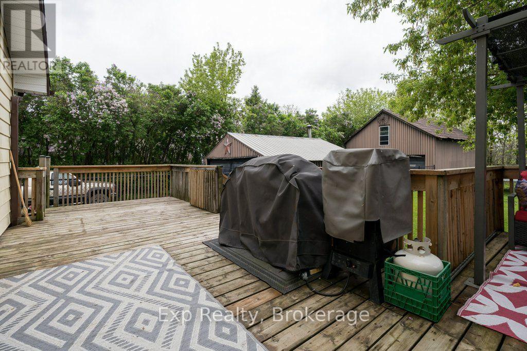 525 CANNIFTON ROAD N - Image 28