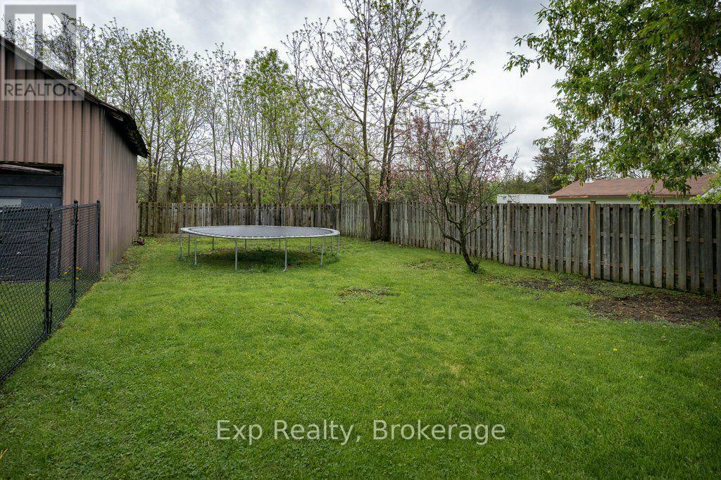 525 CANNIFTON ROAD N - Image 34