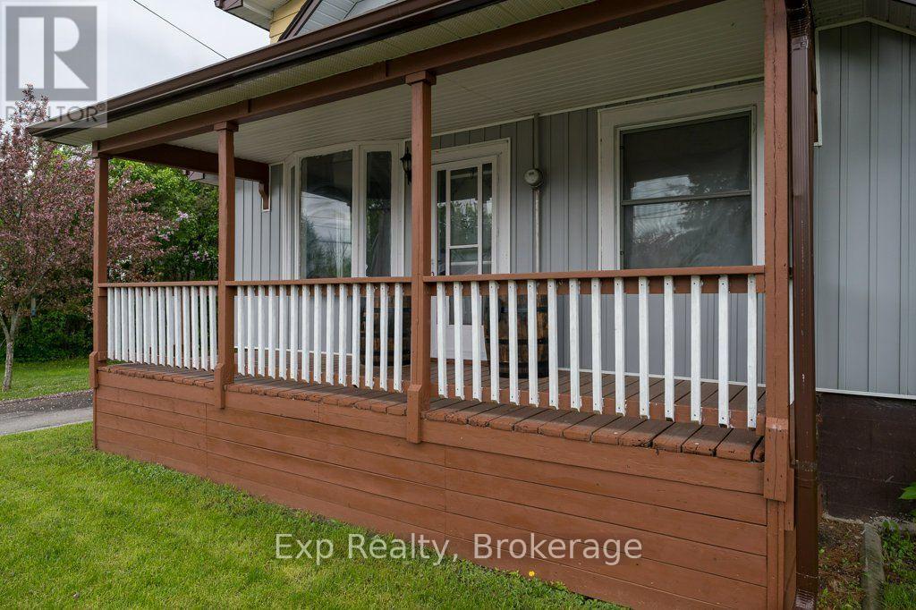 525 CANNIFTON ROAD N - Image 4