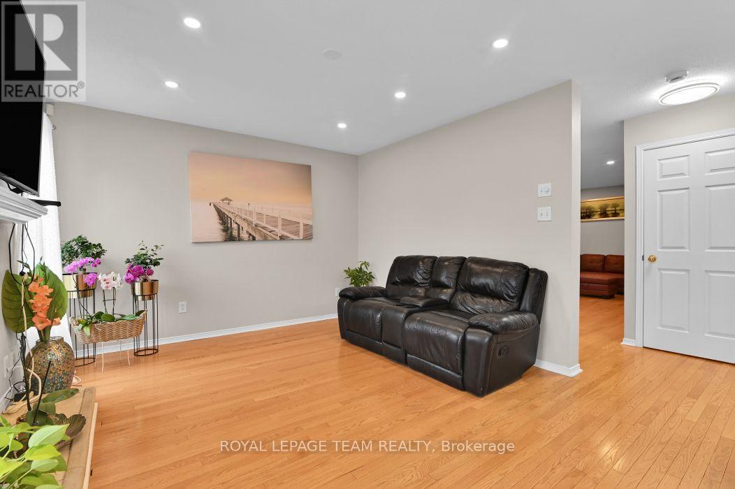 7 KARENDALE STREET - Image 11