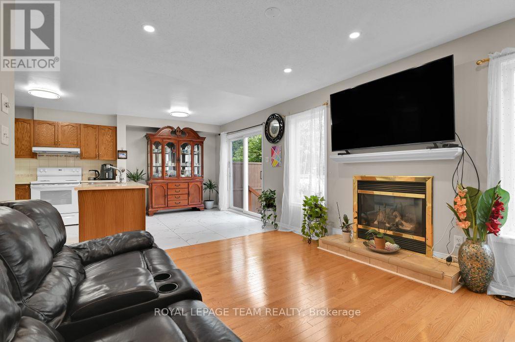 7 KARENDALE STREET - Image 12