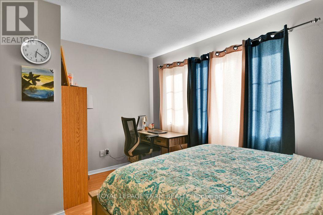 7 KARENDALE STREET - Image 15