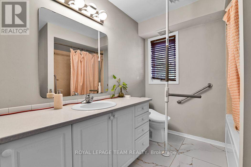 7 KARENDALE STREET - Image 16