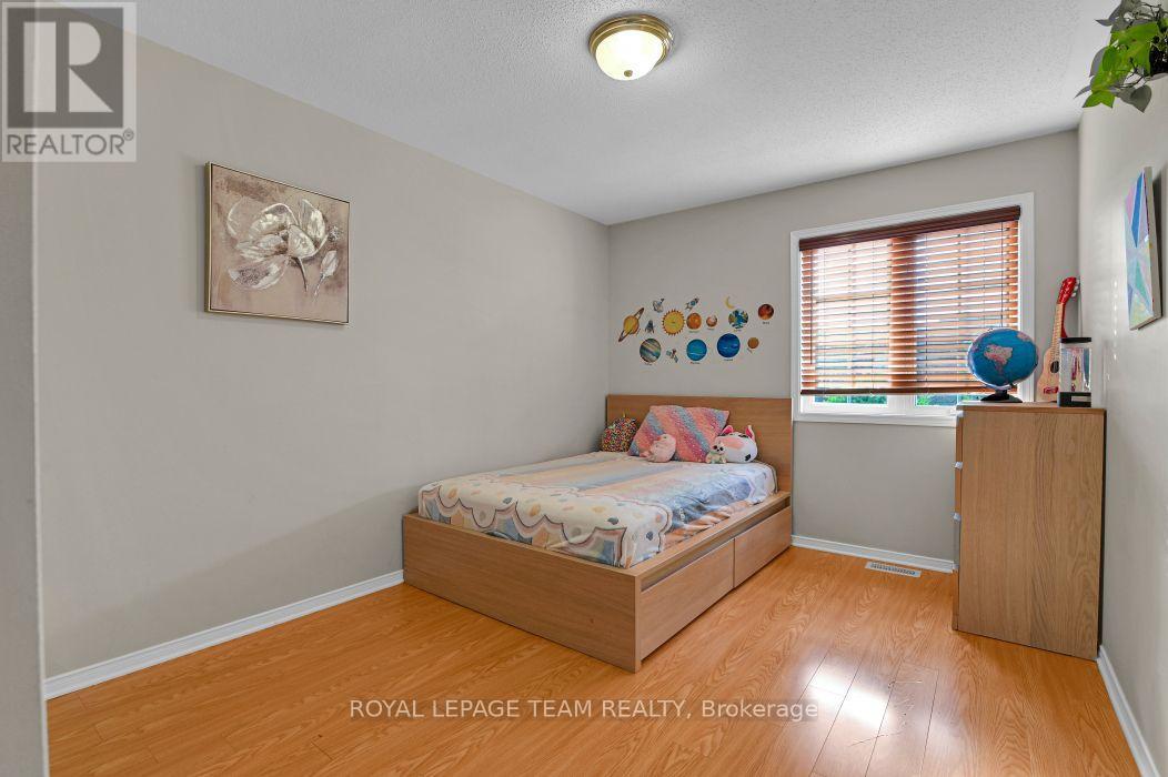 7 KARENDALE STREET - Image 20