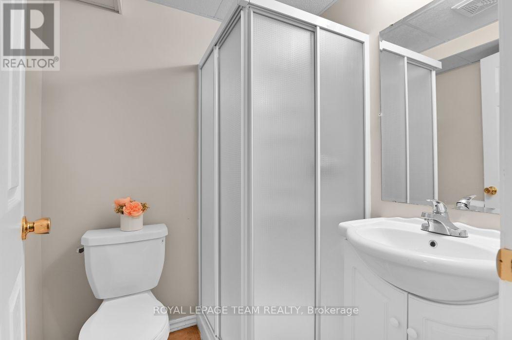 7 KARENDALE STREET - Image 23