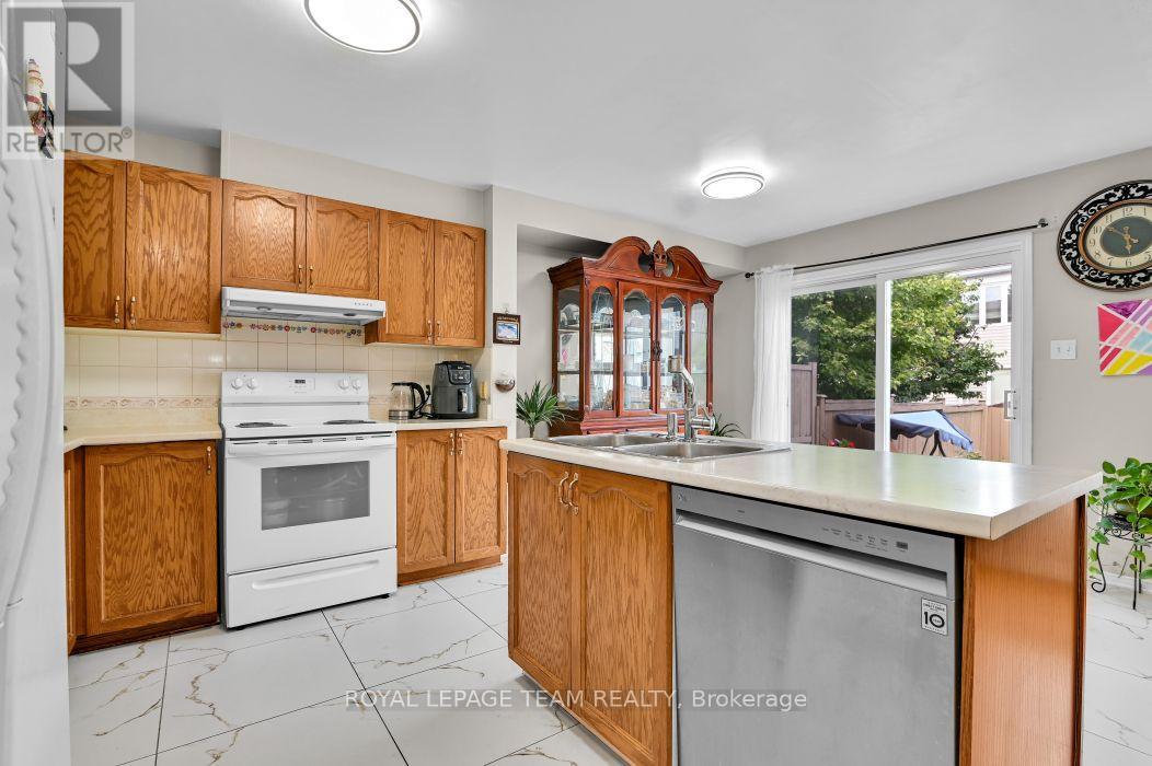 7 KARENDALE STREET - Image 8