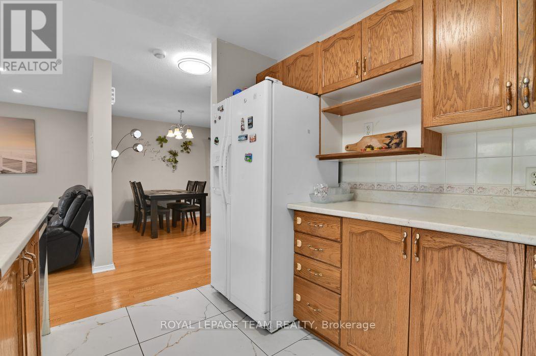 7 KARENDALE STREET - Image 9