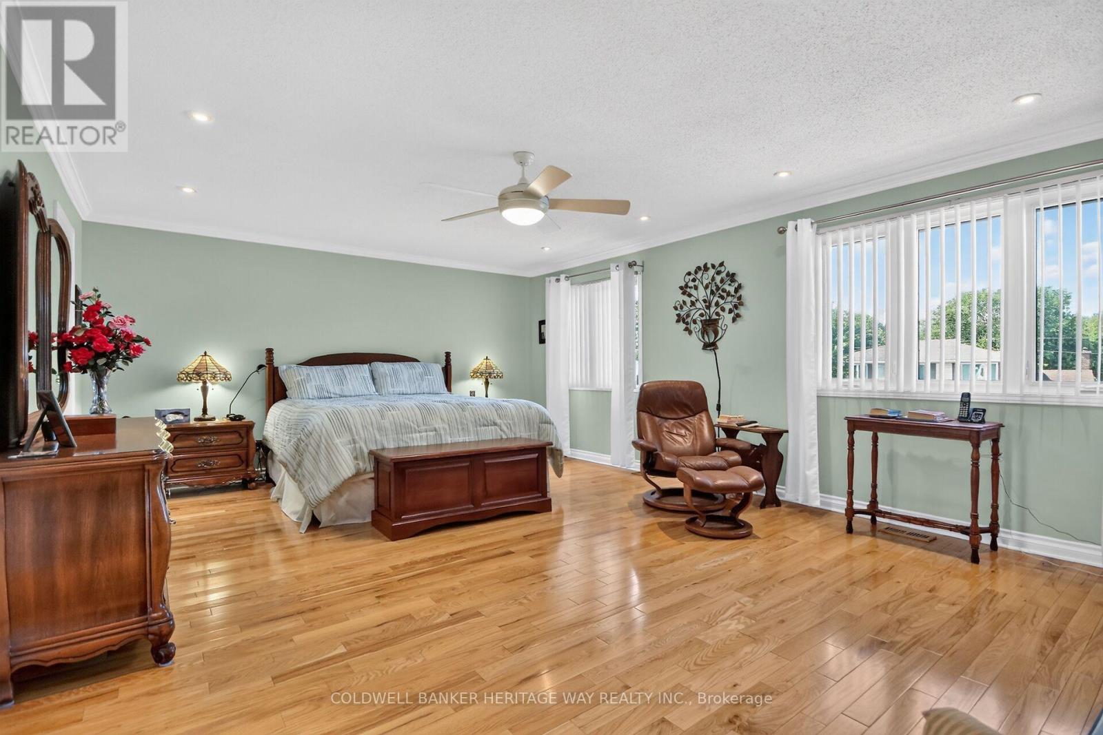 14 BUTTERFIELD ROAD - Image 24
