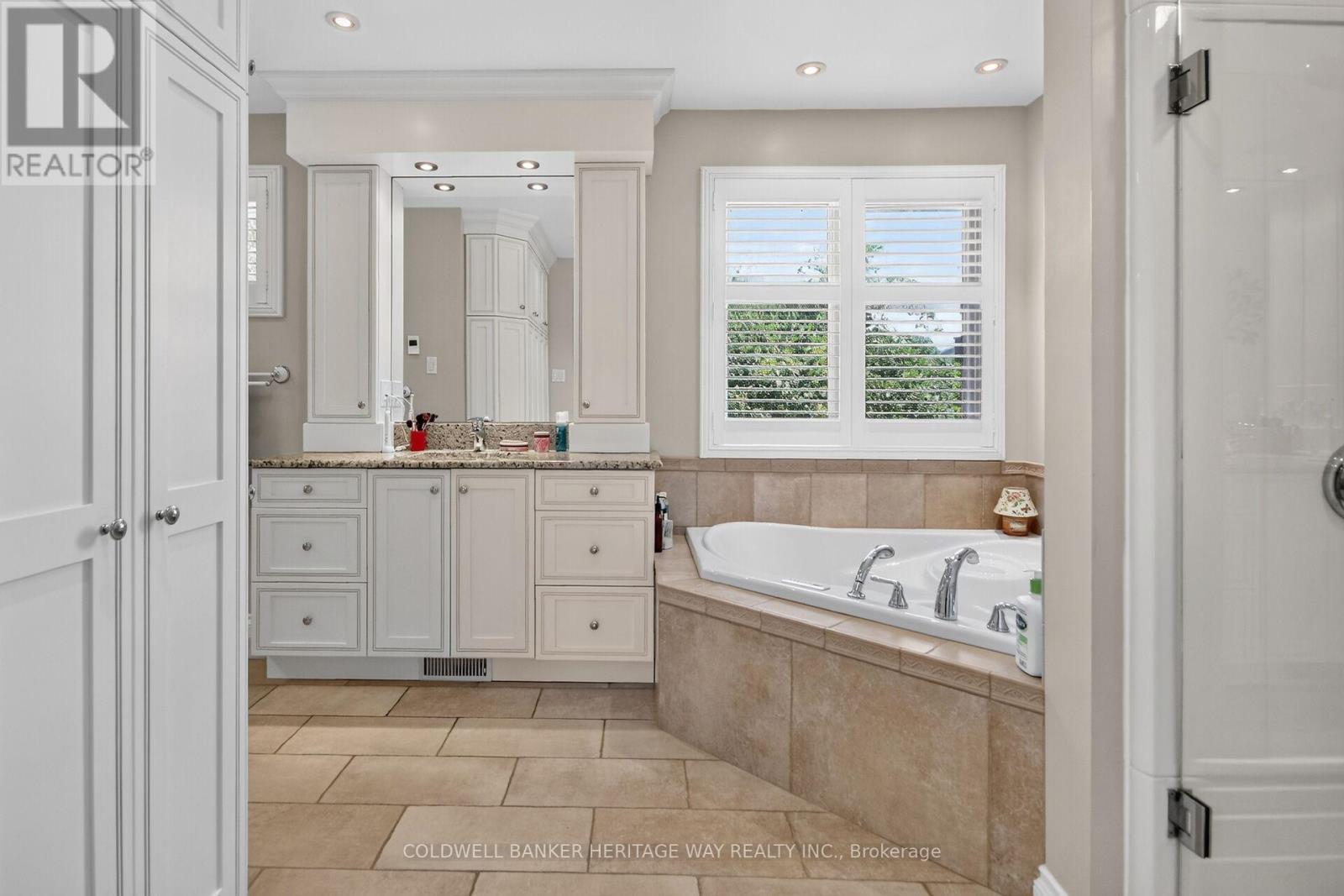 14 BUTTERFIELD ROAD - Image 29