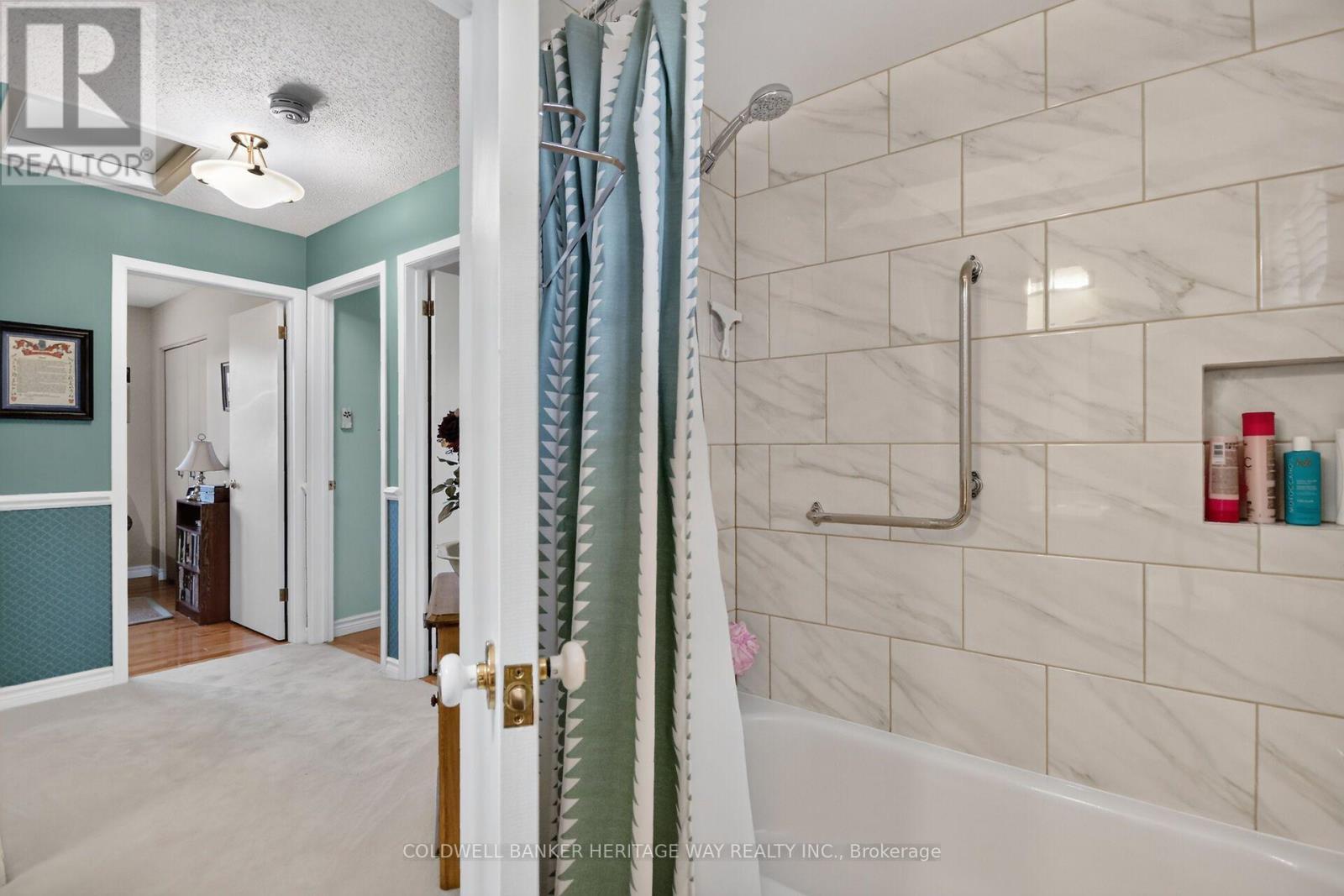 14 BUTTERFIELD ROAD - Image 39