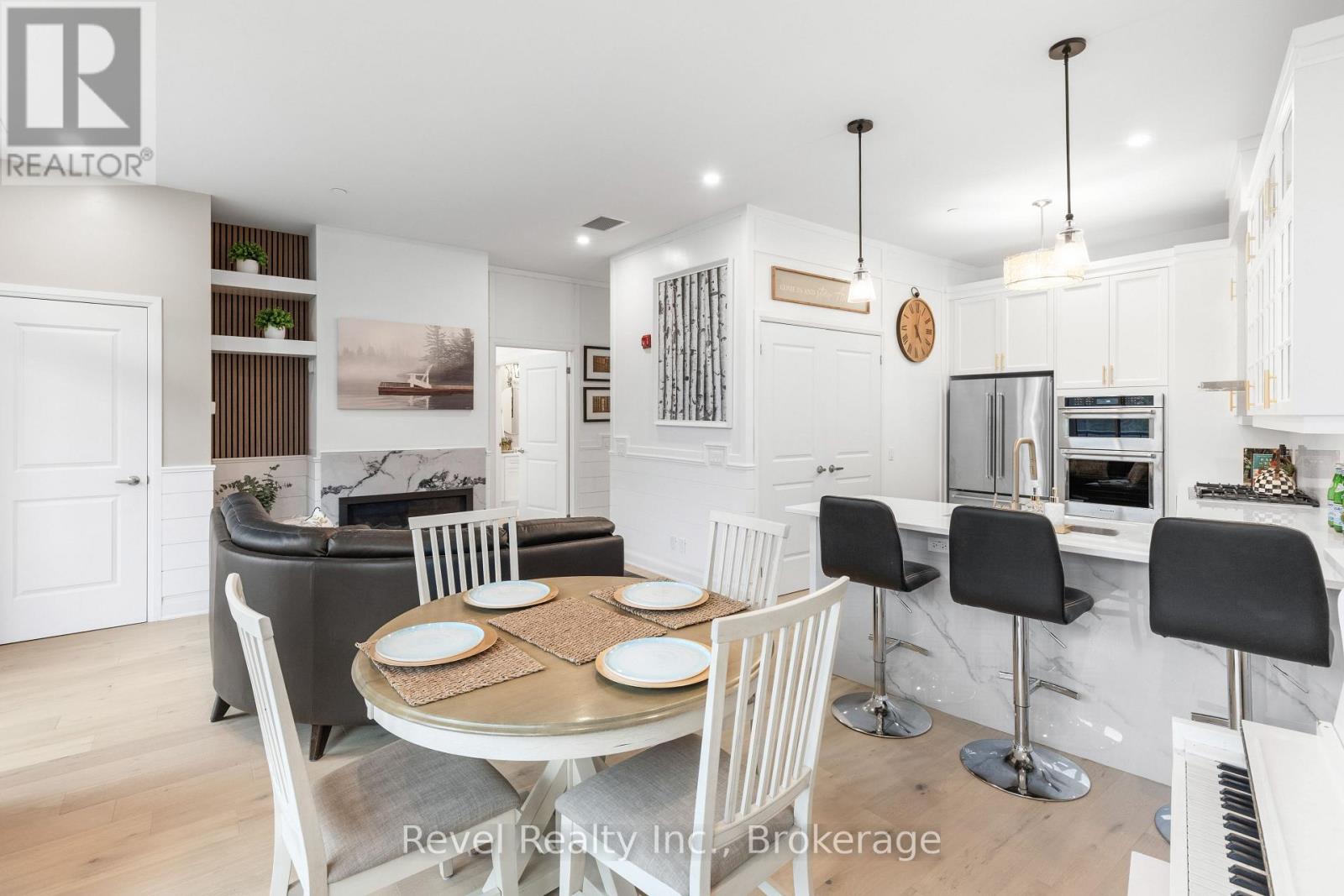 #221 99 LOUISA STREET - Image 23