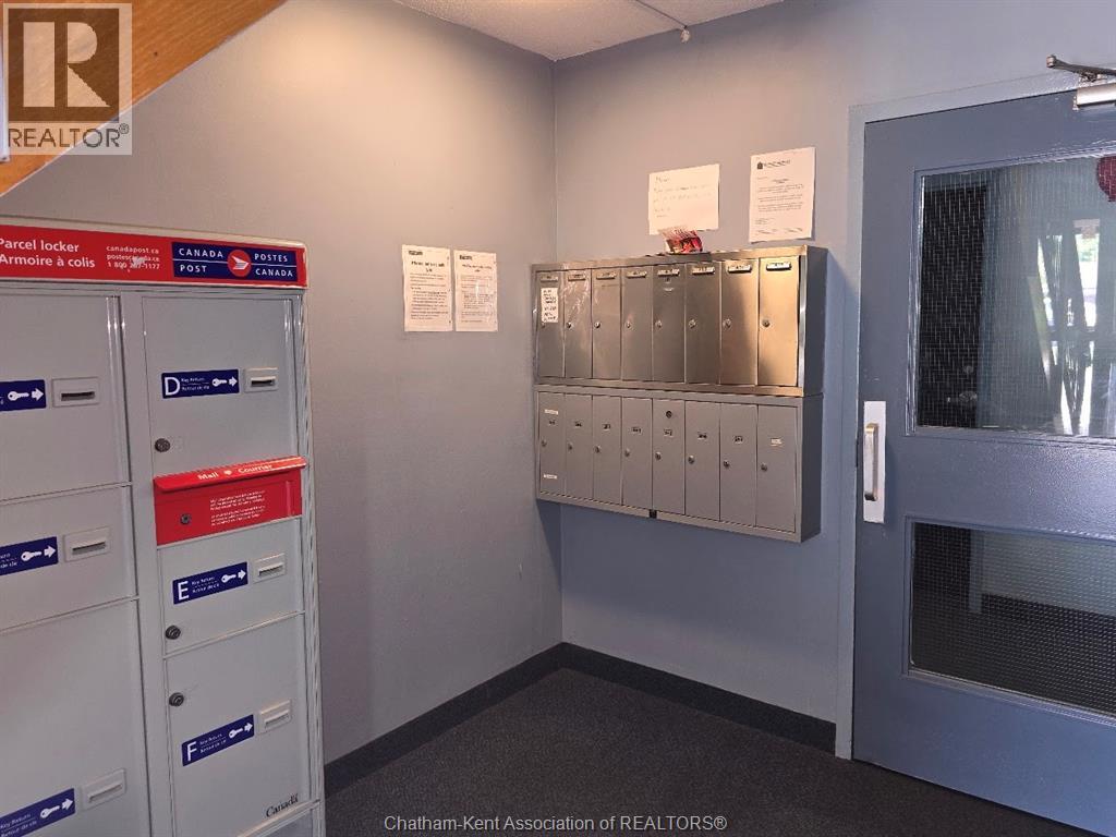#A207 12 Montgomery DRIVE - Image 5