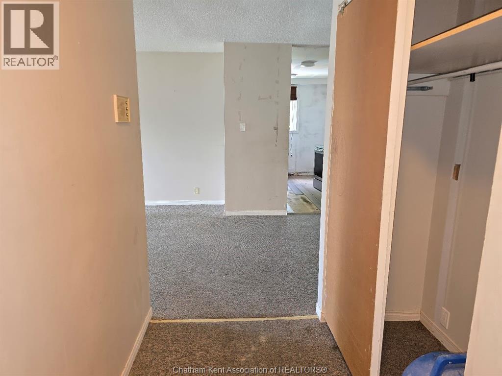 #A207 12 Montgomery DRIVE - Image 16