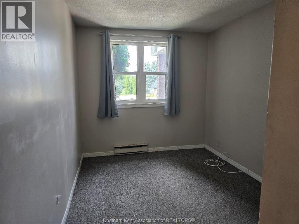 #A207 12 Montgomery DRIVE - Image 14