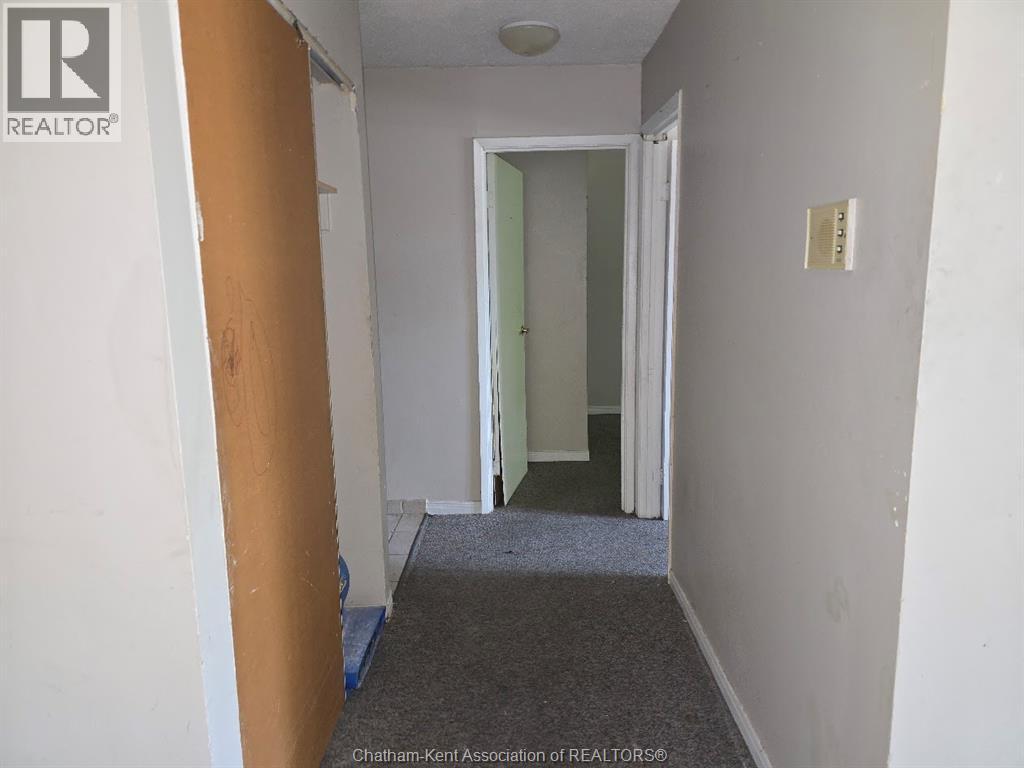 #A207 12 Montgomery DRIVE - Image 37