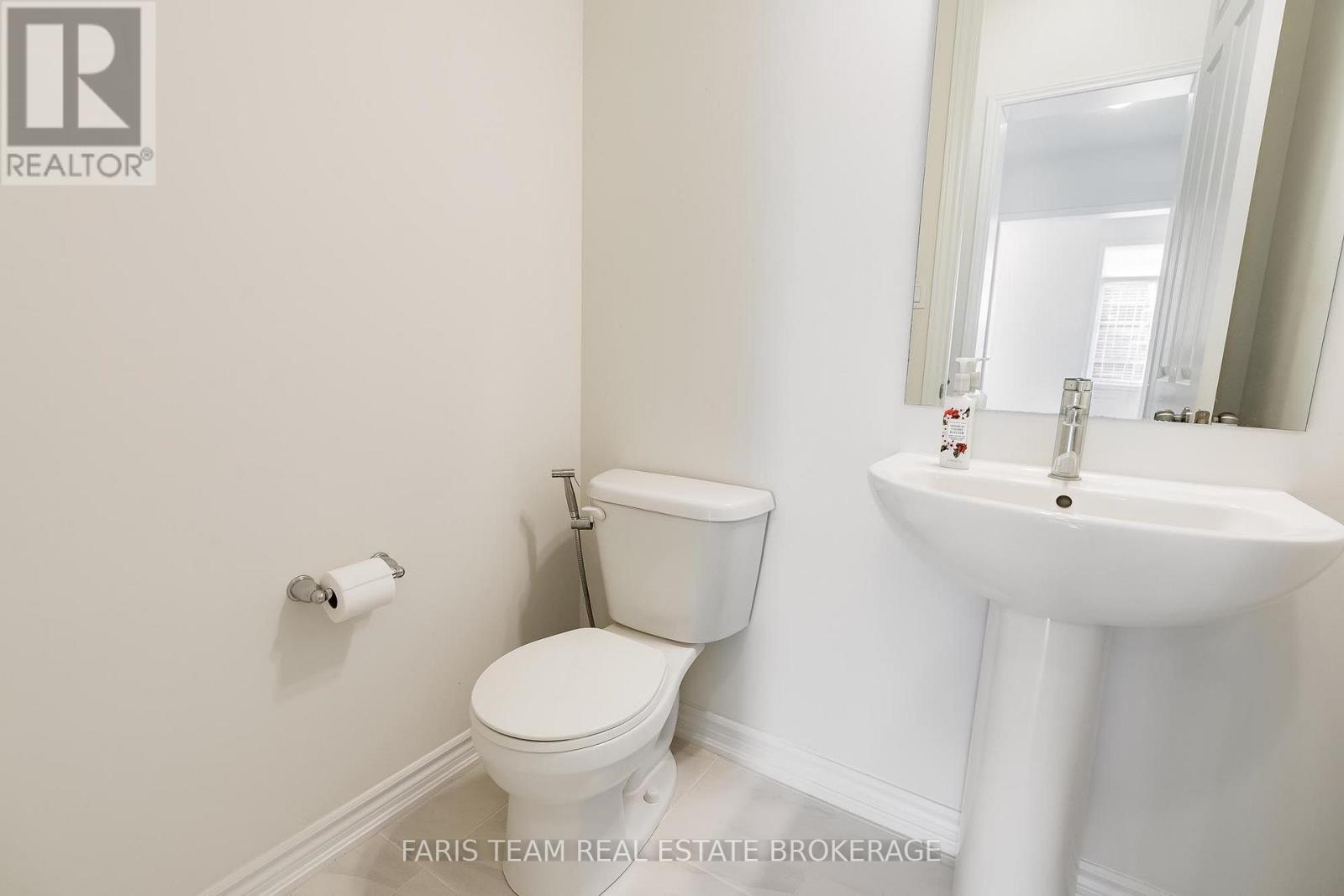 12 THOMPSON WAY - Image 23