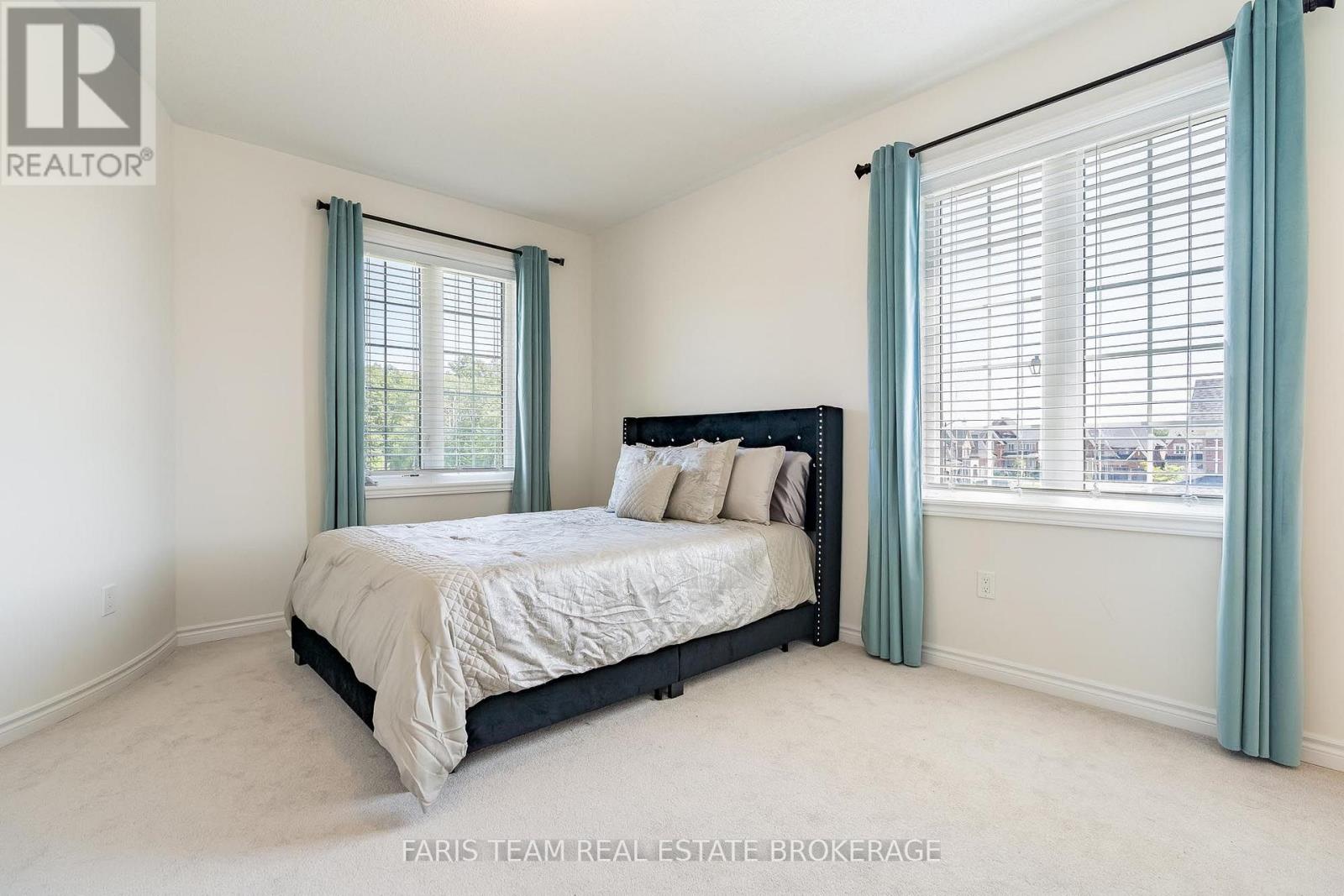 12 THOMPSON WAY - Image 30