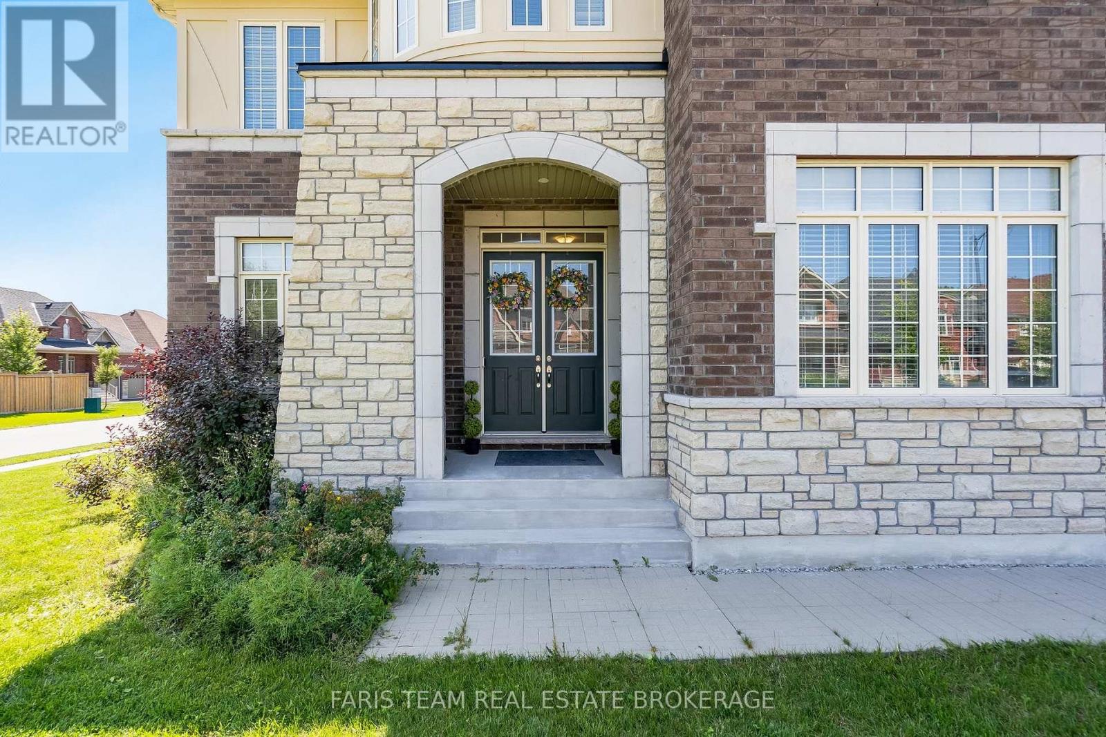 12 THOMPSON WAY - Image 4