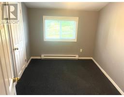 206 Main Road thumbnail 9