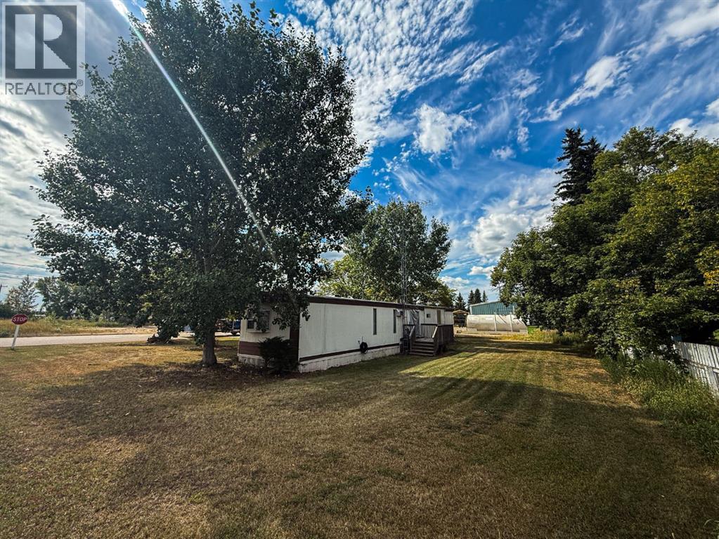 4904 51 Street - 23