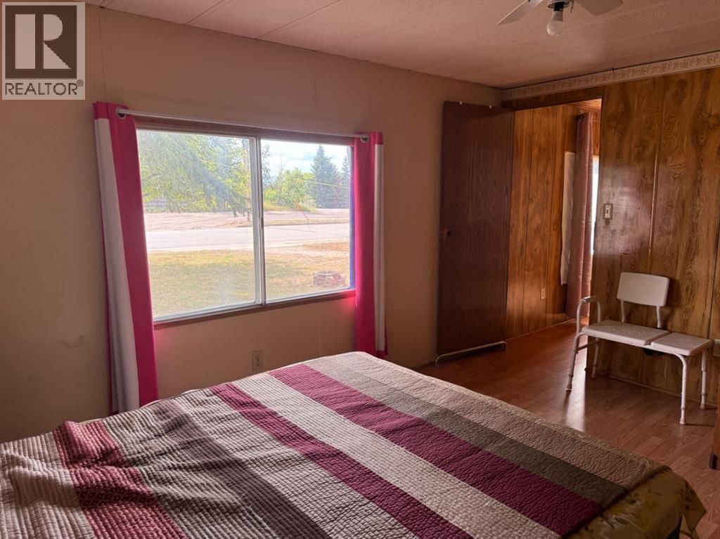 4904 51 Street - Image 20