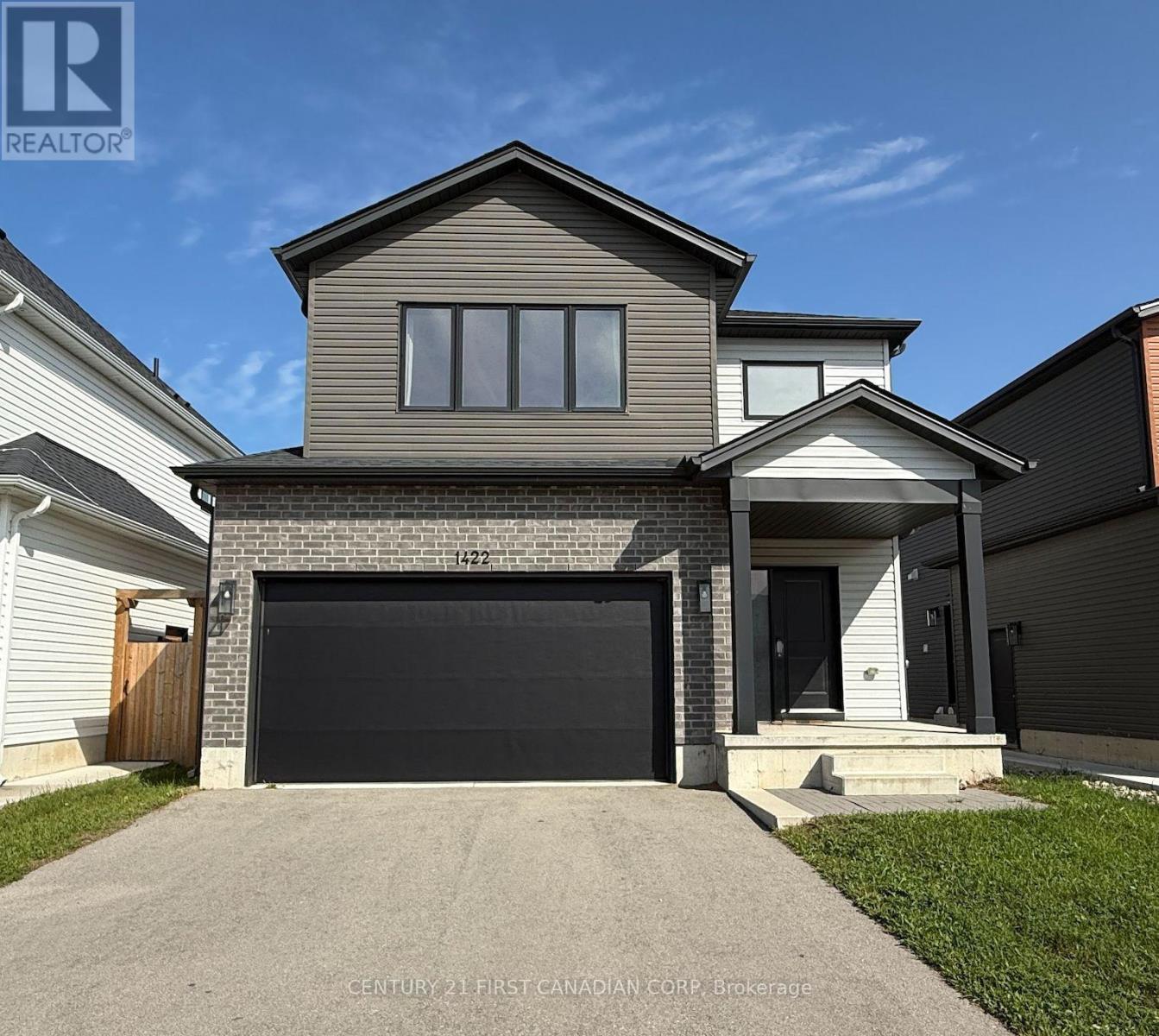 4 bedroom Single Family exterior, 1422 Twilite Boulevard, London North (North S), Ontario