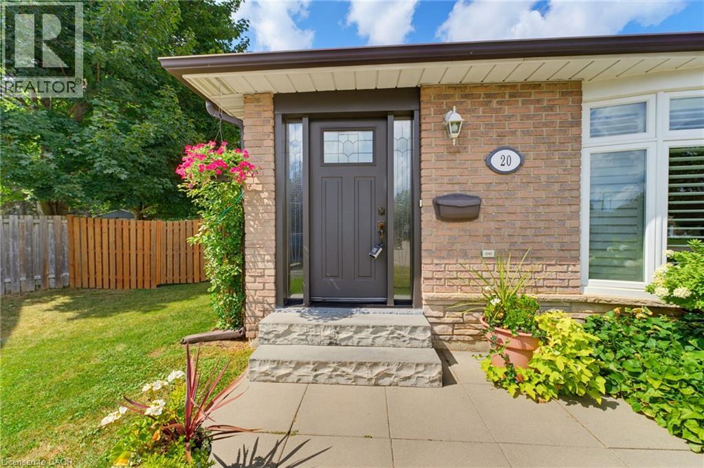 20 CLOVER Court - Image 3