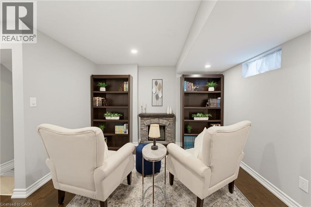 20 CLOVER Court - Image 28