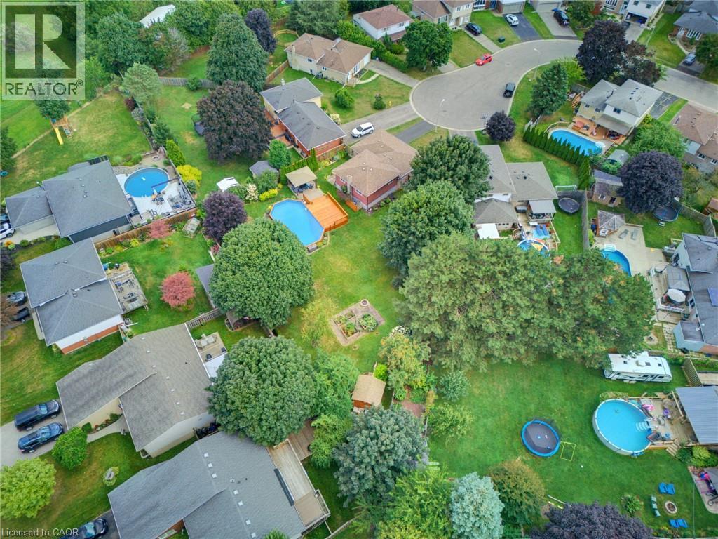 20 CLOVER Court - Image 47