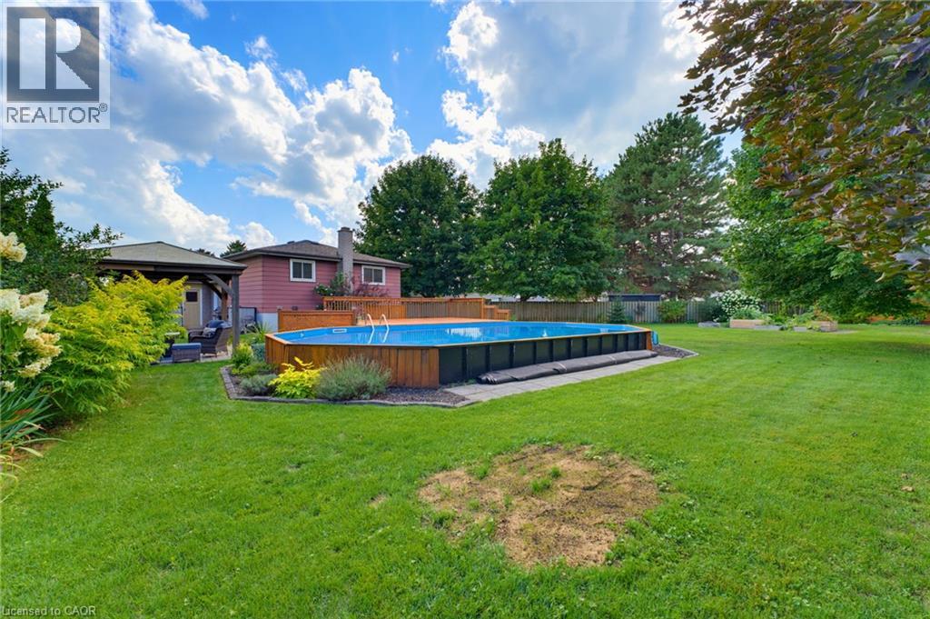 20 CLOVER Court - Image 40