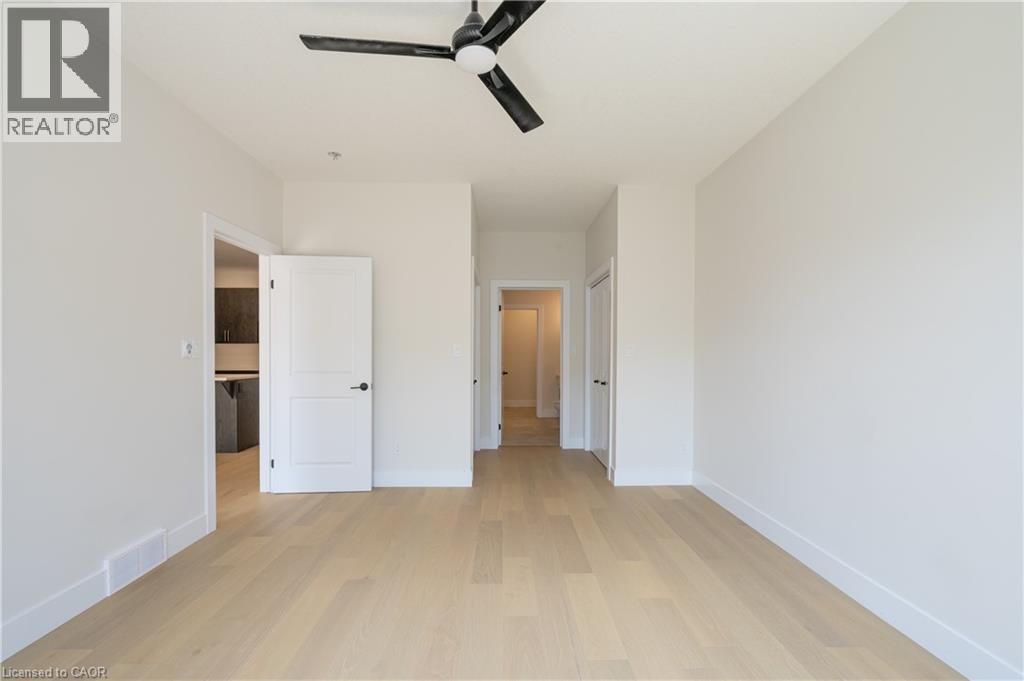5 SOUTH Court W - 15