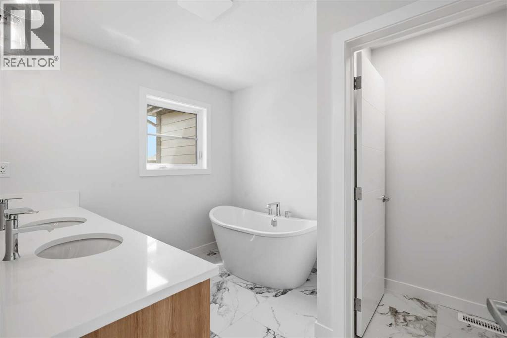 1125 Sailfin Heath - 23