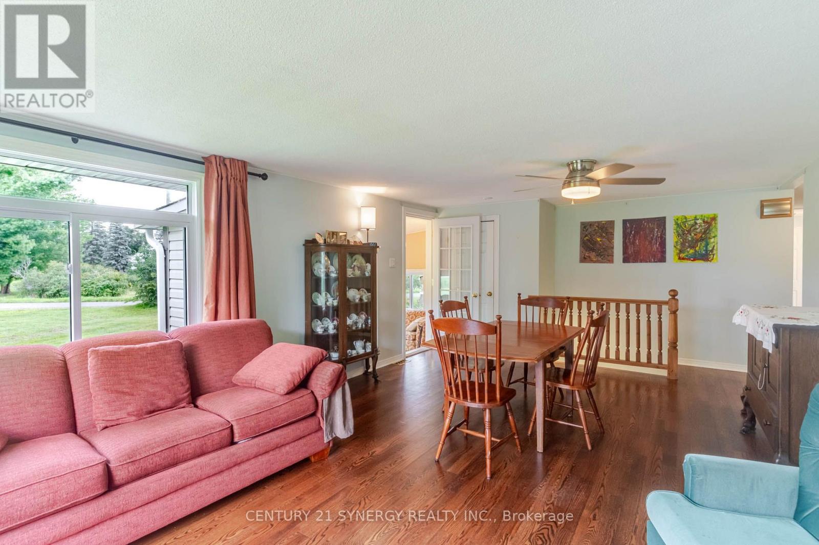 677 BOWES SIDE ROAD - 22