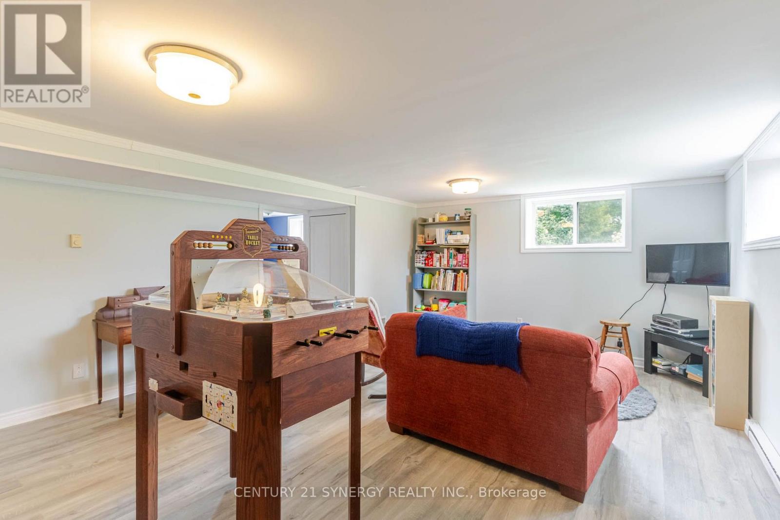 677 BOWES SIDE ROAD - Image 29