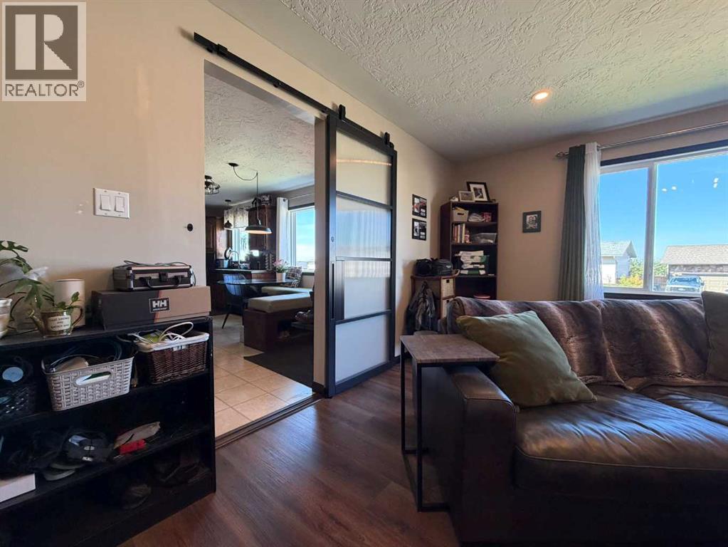 714 Oak Drive - Image 21