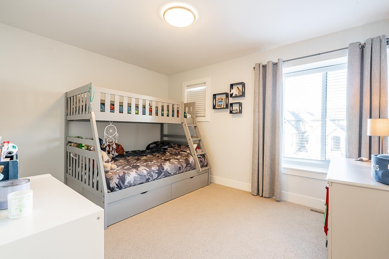 16752 17A AVENUE, Surrey