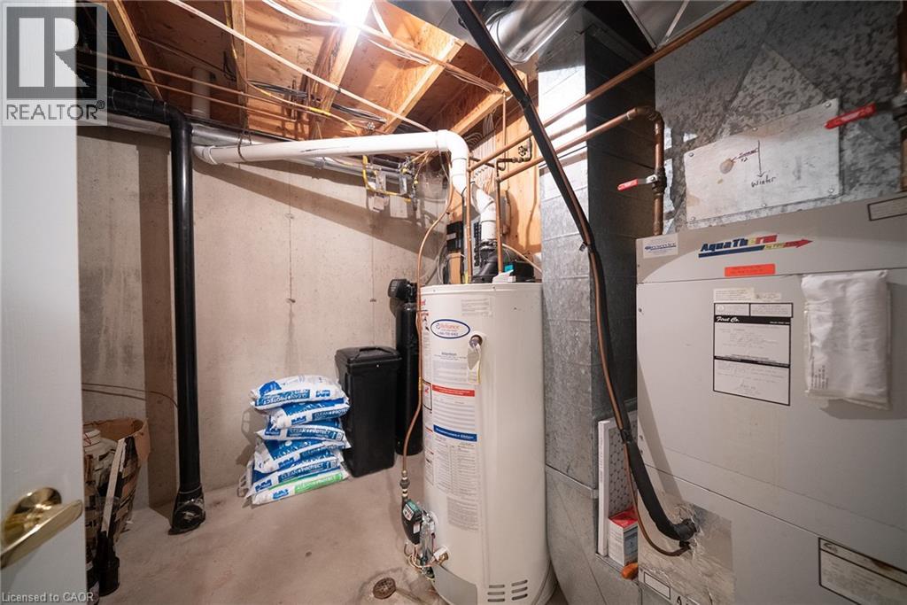 #17 150 OAK Street - Image 27