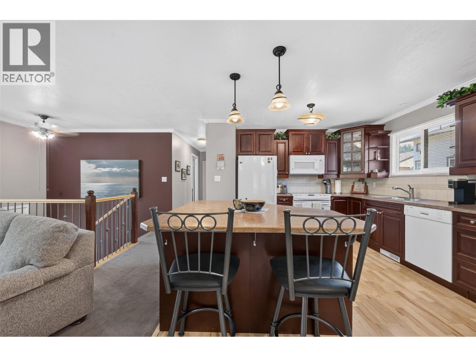 2730 5 Avenue NE - Image 15