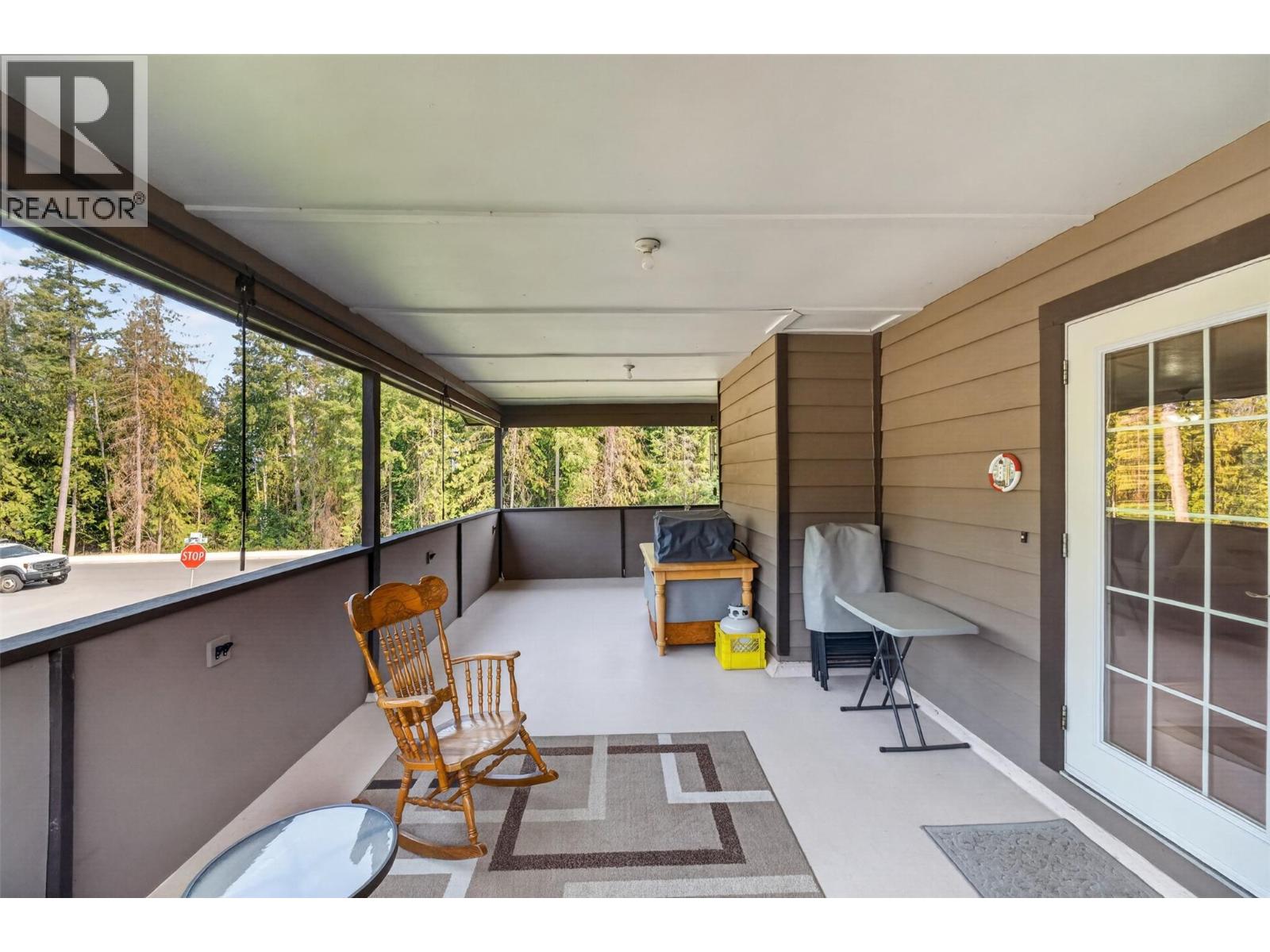 2730 5 Avenue NE - 38