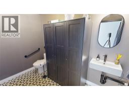 7497 Main Street W Unit# 2, Radium Hot Springs, BC V0A1M0 Photo 9